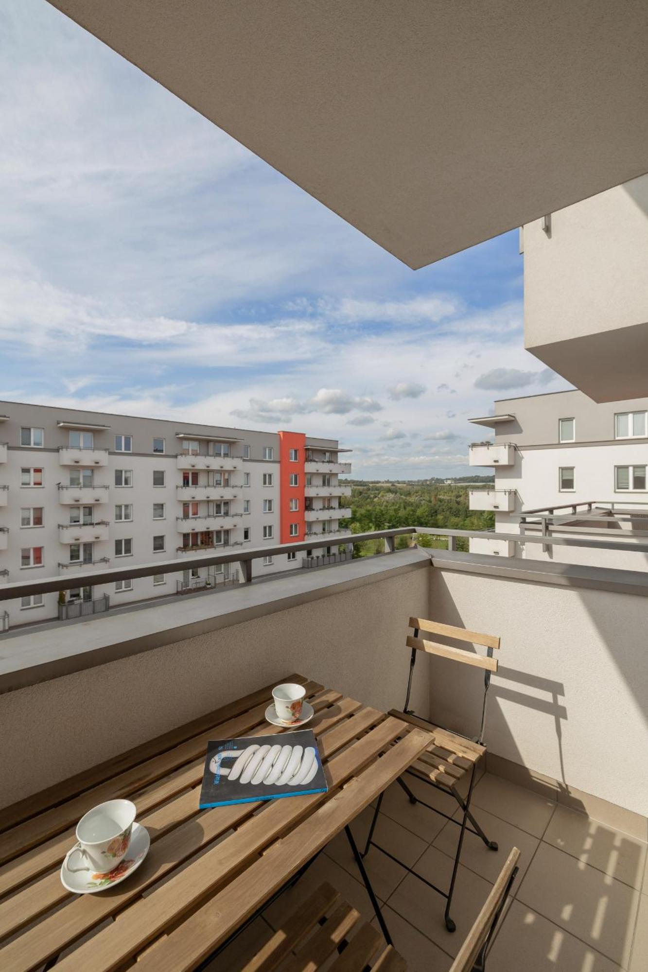 Appartement Spacious For 6 Guests In With Office By Renters *